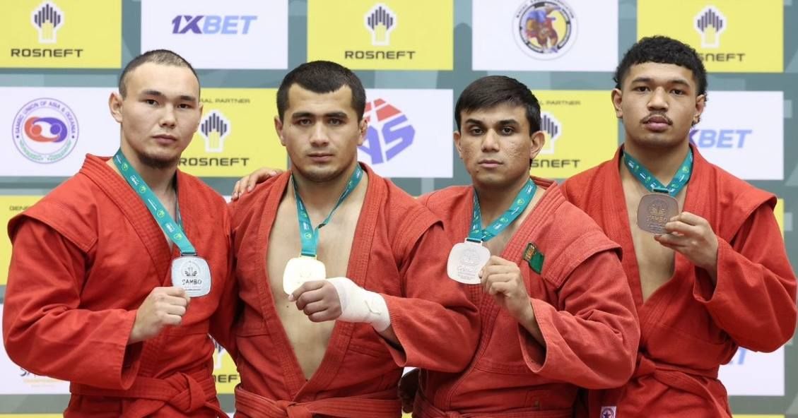 Eddi Asia bronze.jpg Eddi Asia bronze.jpg